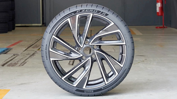 Тест спортивных шин 235/35 R19